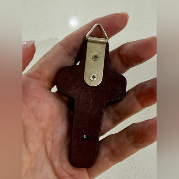 Christ the Good Shepard with Flock Wall Cross - Picture 2 of 3